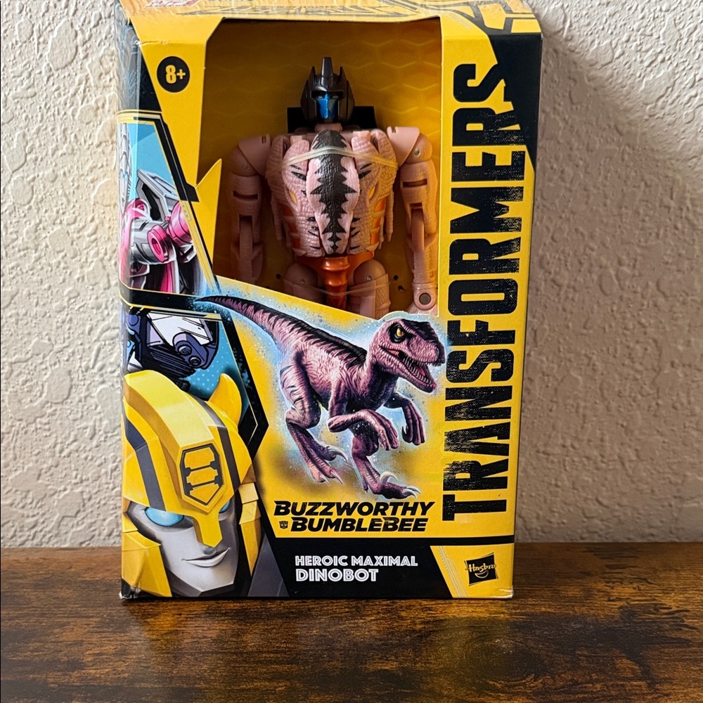 Hasbro Transformers Buzzworthy Bumblebee Packaging
